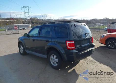 2008 Ford Escape Xlt from USA, damaged, VIN 1FMCU93198KC92057